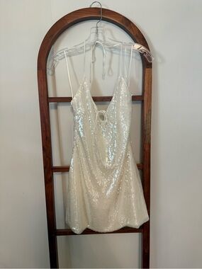 White Sequin Mini Dress – Deep V-Neck Lace-Up Bridal Bachelorette Party Dress